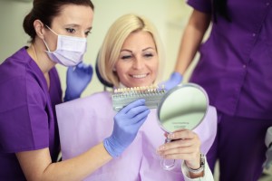 Choosing the ideal tooth colour with Dr. Kinga Maráz